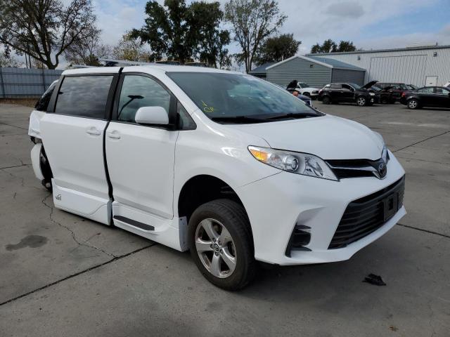 TOYOTA SIENNA LE 2018 5tdkz3dc0js944349