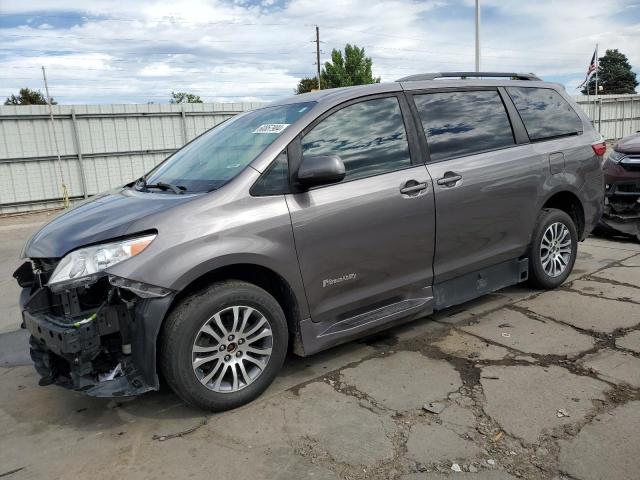 TOYOTA SIENNA LE 2020 5tdkz3dc0ls029939