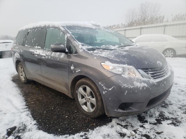 TOYOTA SIENNA LE 2017 5tdkz3dc1hs776814