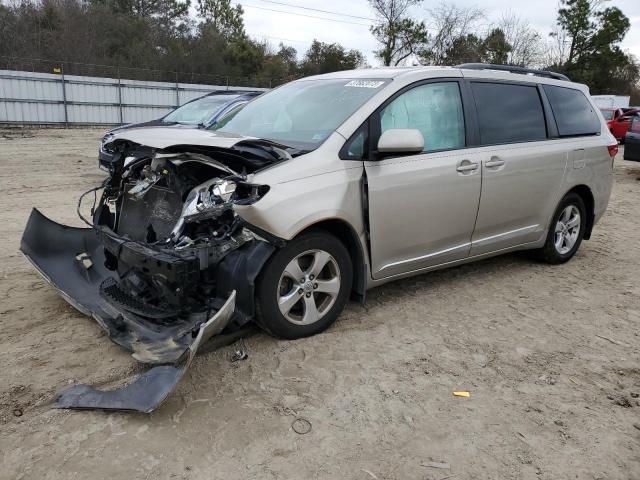 TOYOTA SIENNA LE 2017 5tdkz3dc1hs788087