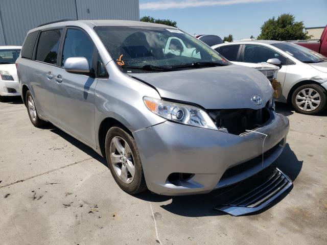 TOYOTA SIENNA LE 2017 5tdkz3dc1hs825395