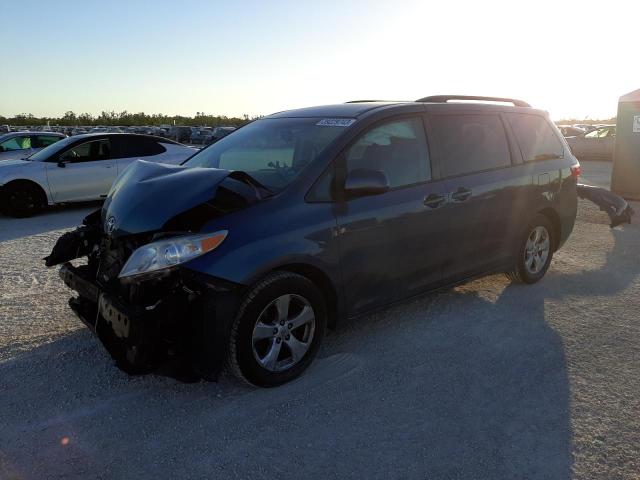 TOYOTA SIENNA LE 2017 5tdkz3dc1hs833626