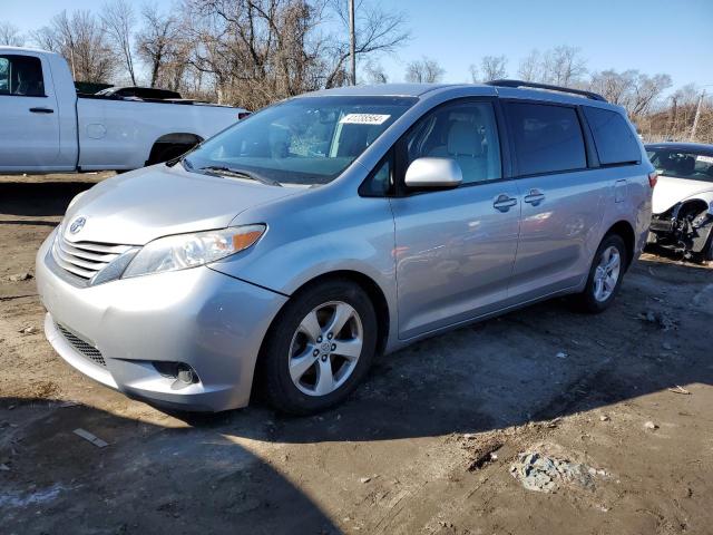 TOYOTA SIENNA LE 2017 5tdkz3dc1hs837790