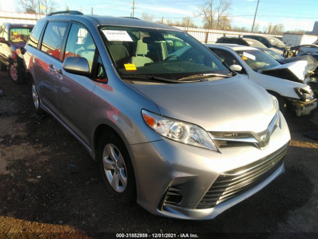 TOYOTA SIENNA 2018 5tdkz3dc1js902093