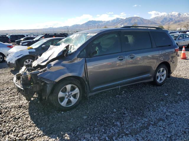 TOYOTA SIENNA LE 2019 5tdkz3dc1ks003901