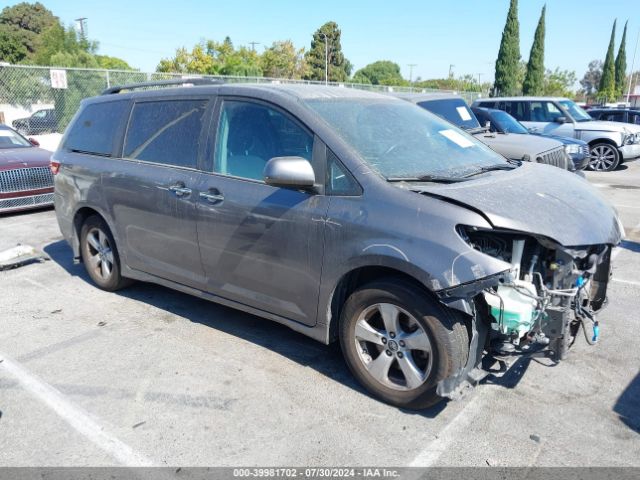 TOYOTA SIENNA 2019 5tdkz3dc1ks970203