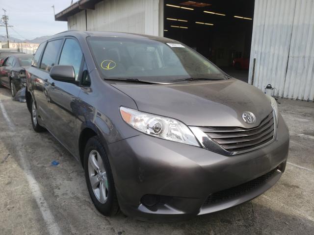 TOYOTA SIENNA LE 2017 5tdkz3dc2hs811702