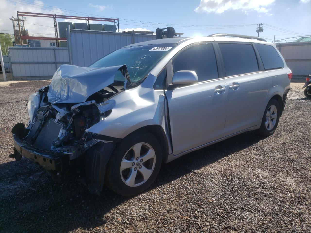 TOYOTA SIENNA 2017 5tdkz3dc2hs853125