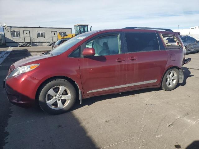 TOYOTA SIENNA LE 2017 5tdkz3dc2hs861662