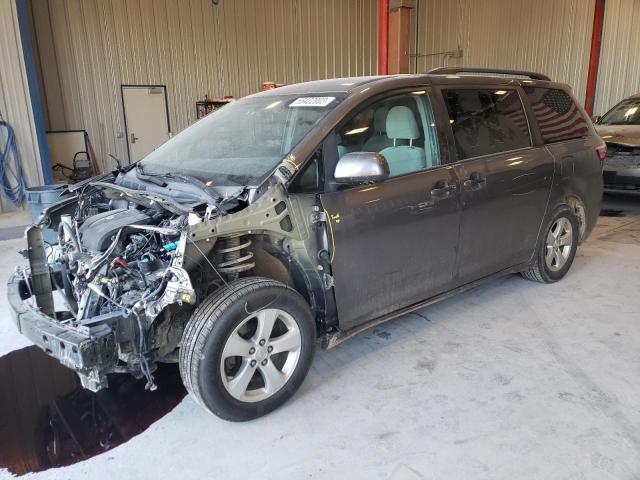 TOYOTA SIENNA LE 2017 5tdkz3dc2hs888604