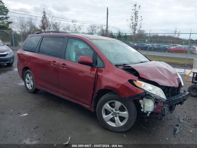 TOYOTA SIENNA 2018 5tdkz3dc2js905553