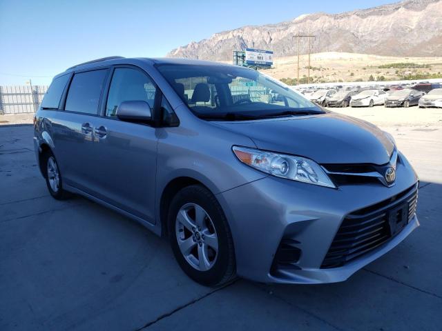 TOYOTA SIENNA LE 2018 5tdkz3dc2js918495