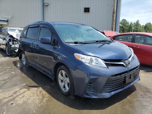 TOYOTA SIENNA LE 2018 5tdkz3dc2js956230