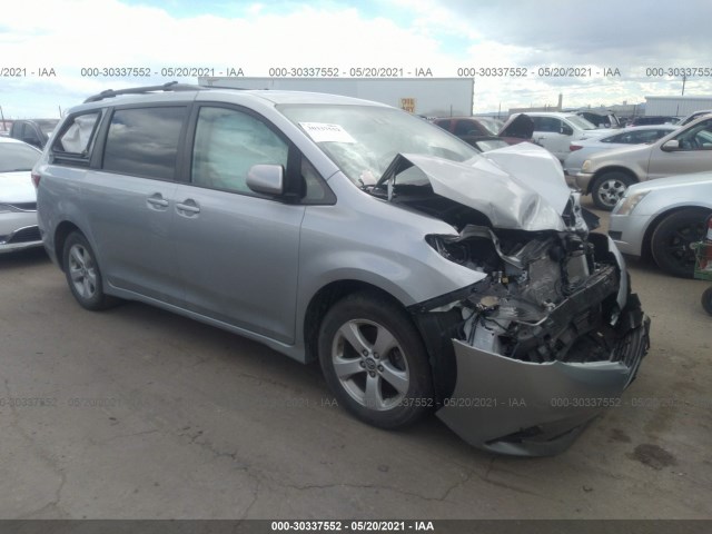 TOYOTA SIENNA 2019 5tdkz3dc2ks004085