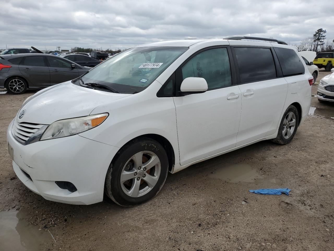 TOYOTA SIENNA 2017 5tdkz3dc3hs766494