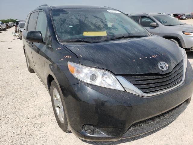 TOYOTA SIENNA LE 2017 5tdkz3dc3hs821946