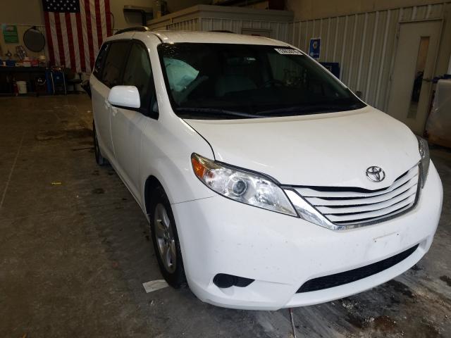 TOYOTA SIENNA LE 2017 5tdkz3dc3hs837726