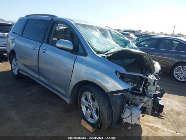 TOYOTA SIENNA 2018 5tdkz3dc3js926203