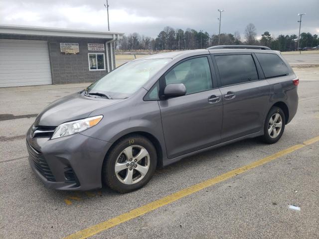 TOYOTA SIENNA LE 2018 5tdkz3dc3js931661