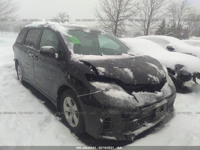 TOYOTA SIENNA 2018 5tdkz3dc3js935628