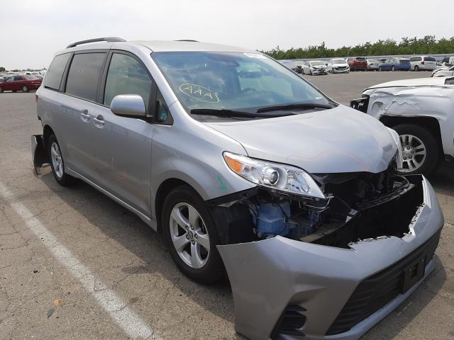 TOYOTA SIENNA LE 2018 5tdkz3dc3js939002