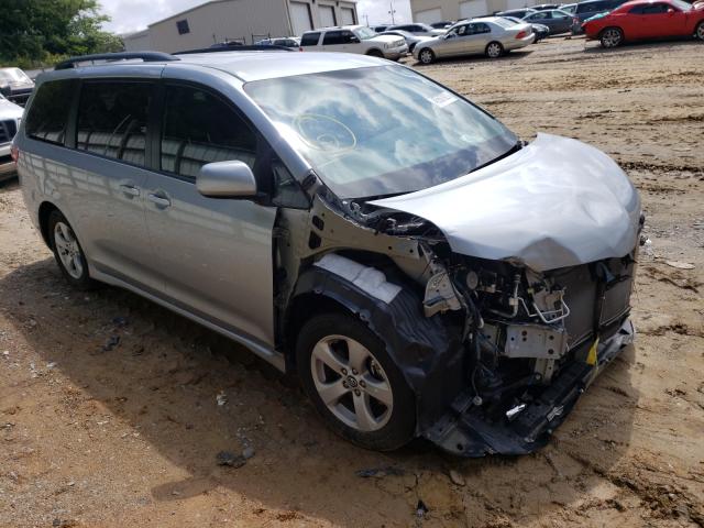 TOYOTA SIENNA LE 2019 5tdkz3dc3ks020716