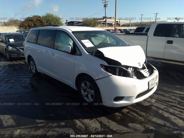 TOYOTA SIENNA 2017 5tdkz3dc4hs883257