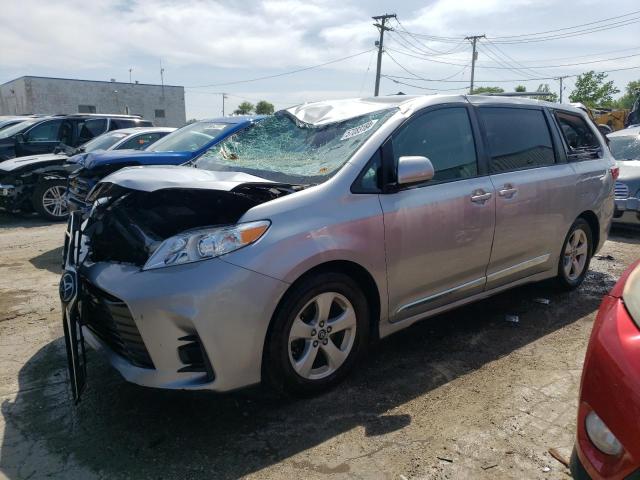 TOYOTA SIENNA LE 2018 5tdkz3dc4js946606