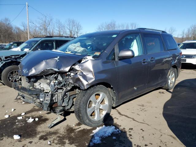 TOYOTA SIENNA LE 2017 5tdkz3dc5hs768523