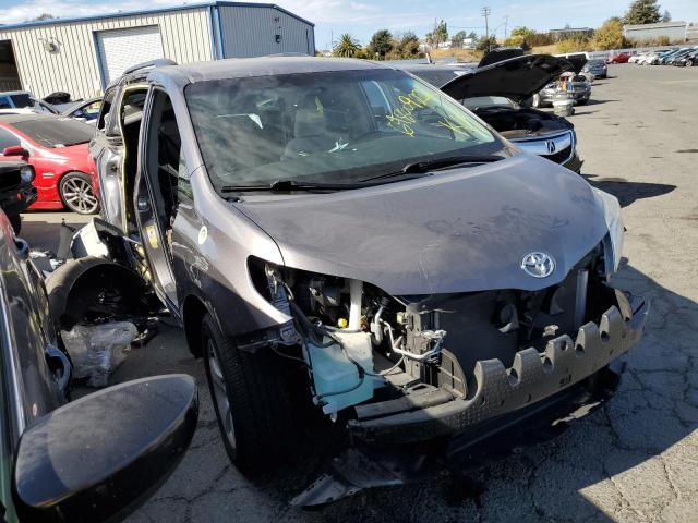 TOYOTA SIENNA LE 2017 5tdkz3dc5hs775326