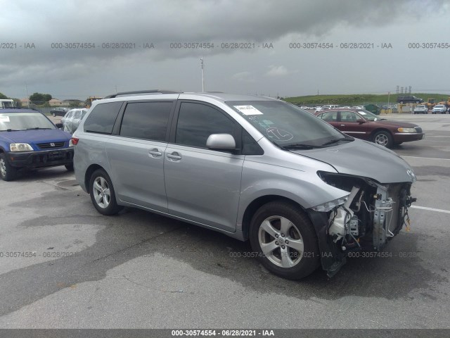 TOYOTA SIENNA 2017 5tdkz3dc5hs781854