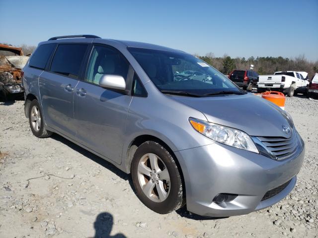 TOYOTA SIENNA LE 2017 5tdkz3dc5hs783040