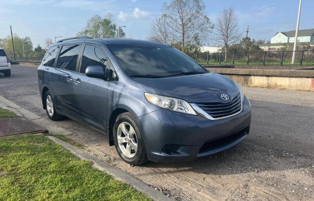 TOYOTA SIENNA LE 2017 5tdkz3dc5hs787654