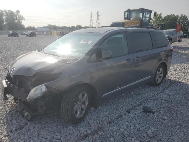 TOYOTA SIENNA LE 2017 5tdkz3dc5hs789467