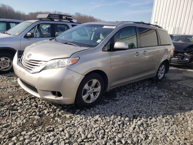 TOYOTA SIENNA LE 2017 5tdkz3dc5hs795642