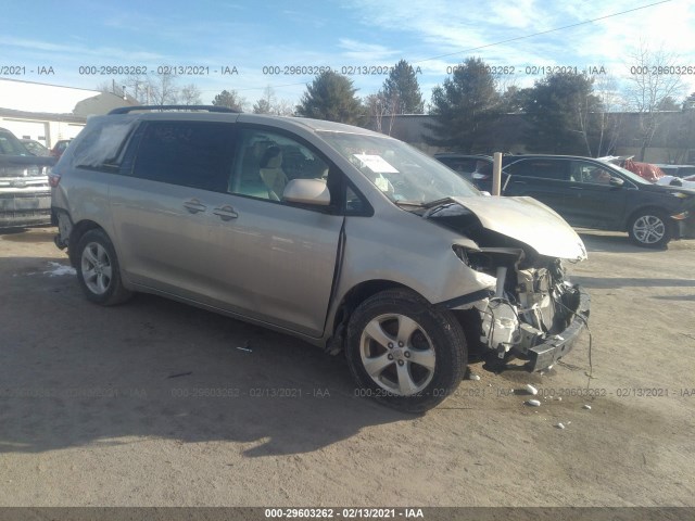 TOYOTA SIENNA 2017 5tdkz3dc5hs823715