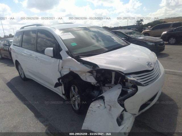 TOYOTA SIENNA 2017 5tdkz3dc5hs846301