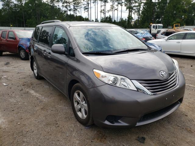 TOYOTA SIENNA LE 2017 5tdkz3dc5hs858710