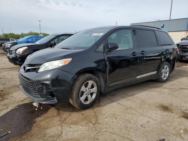 TOYOTA SIENNA LE 2018 5tdkz3dc5js902677