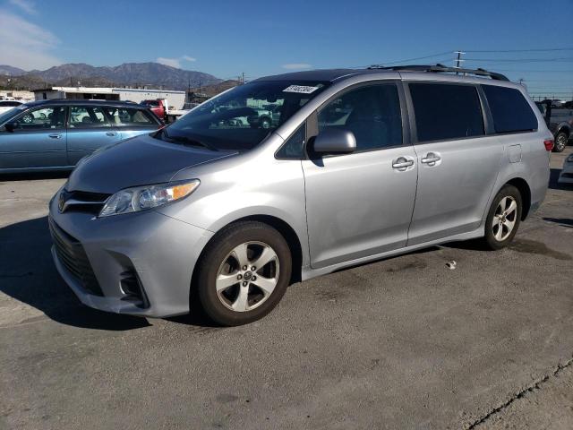 TOYOTA SIENNA LE 2018 5tdkz3dc5js924016