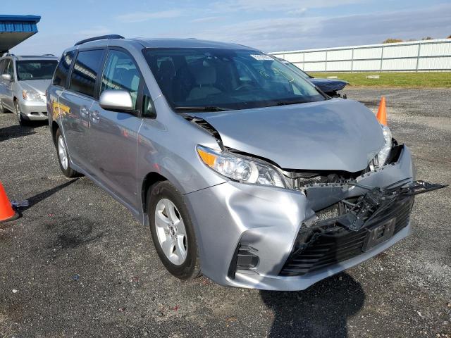 TOYOTA SIENNA LE 2018 5tdkz3dc5js949921