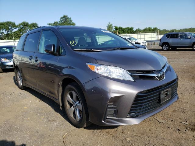 TOYOTA SIENNA LE 2018 5tdkz3dc5js959669