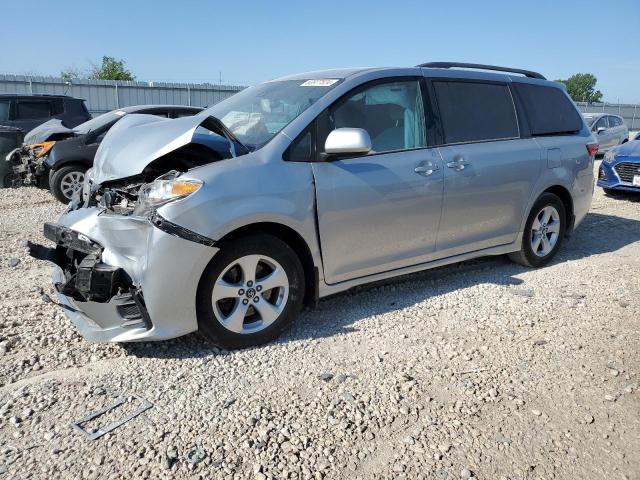 TOYOTA SIENNA LE 2019 5tdkz3dc5ks004758