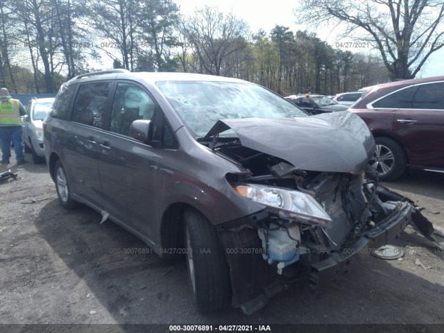 TOYOTA SIENNA 2019 5tdkz3dc5ks020751