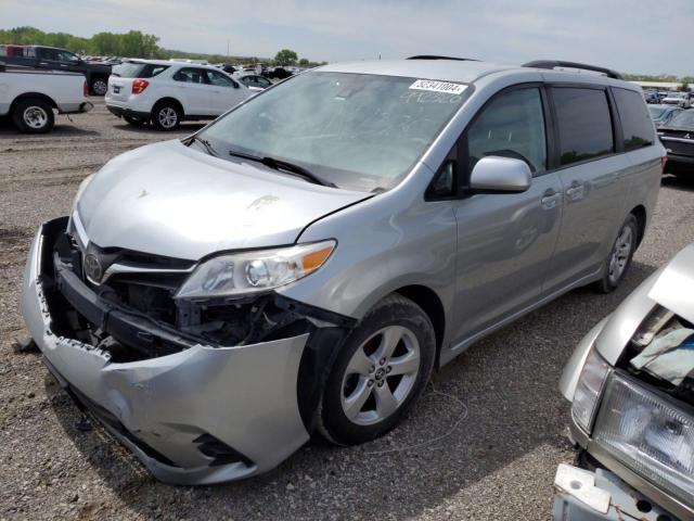 TOYOTA SIENNA LE 2019 5tdkz3dc5ks992321