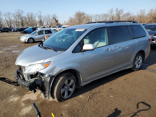 TOYOTA SIENNA LE 2020 5tdkz3dc5ls058692