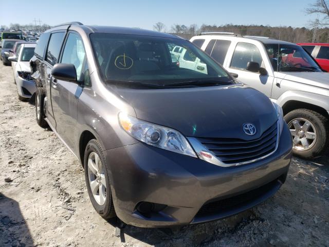 TOYOTA SIENNA LE 2017 5tdkz3dc6hs783080