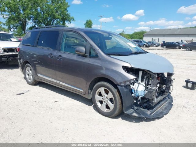 TOYOTA SIENNA 2017 5tdkz3dc6hs785380