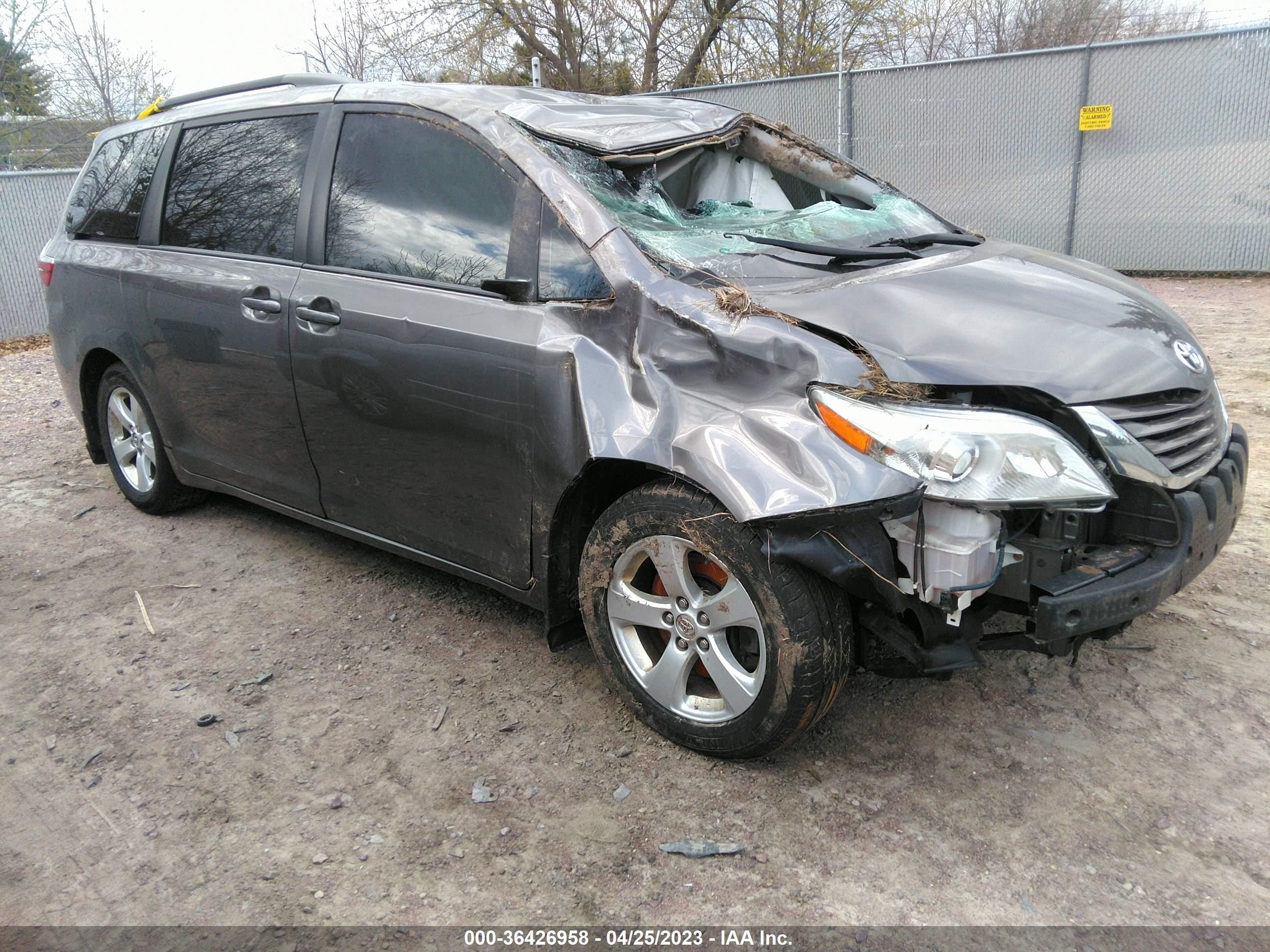 TOYOTA SIENNA 2017 5tdkz3dc6hs798842