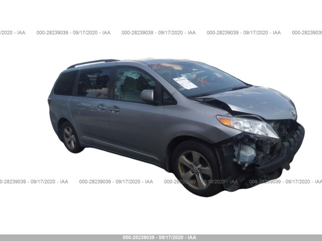 TOYOTA SIENNA 2017 5tdkz3dc6hs849627